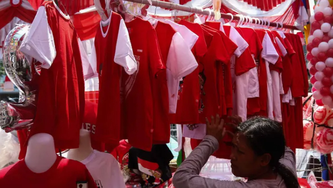 Menjual Merchandise Bertema Indonesia
