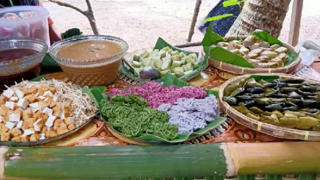 Usaha Jajanan Tradisional