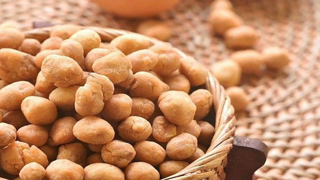 Kacang Atom dan Kacang Telur