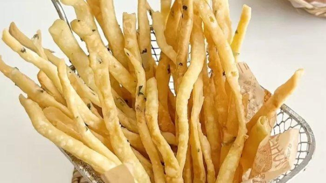 Stik Keju dan Stik Bawang